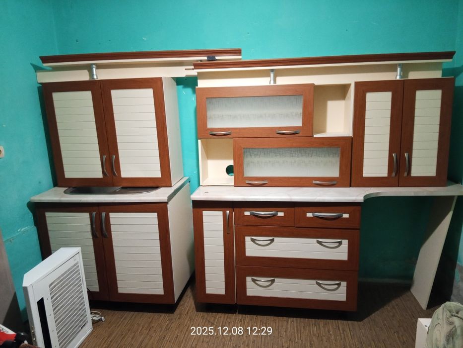 Продам кухню в нормальном состоянии