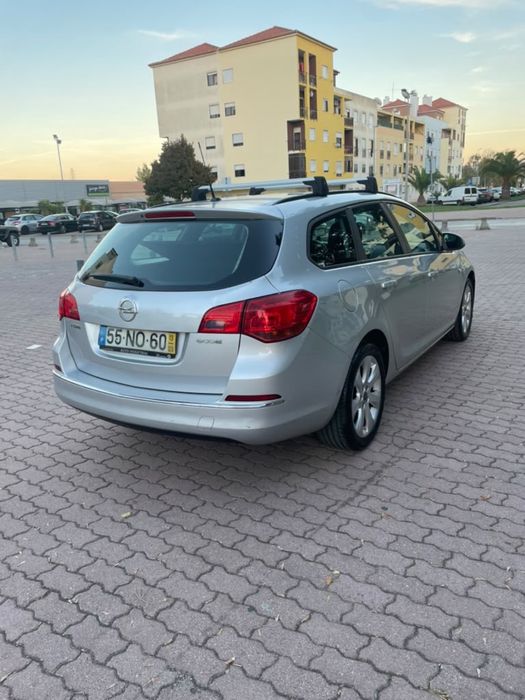 Opel Astra 1.3 Eco Flex — photo 4