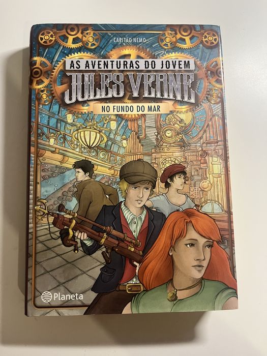 coleção de livros das aventuras do jovem jules verne