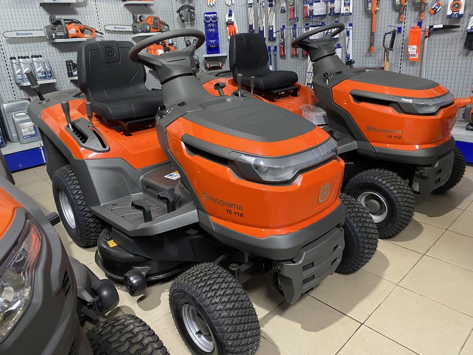 Трактор газонокосарка Husqvarna TC 112