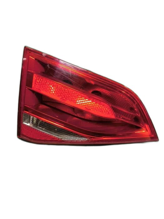 Farolim Esquerdo AUDI A4 B8 8K5945093 (OEM)