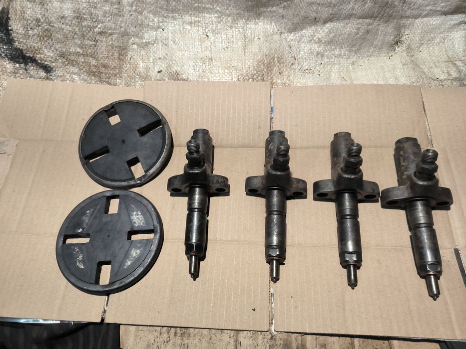 Форсунки, плунжерні пари та розпилювачі до КРАЗ МАЗ КАМАЗ та ін