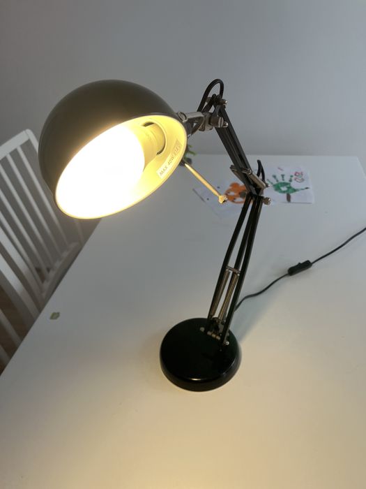 Candeeiro Preto com estado