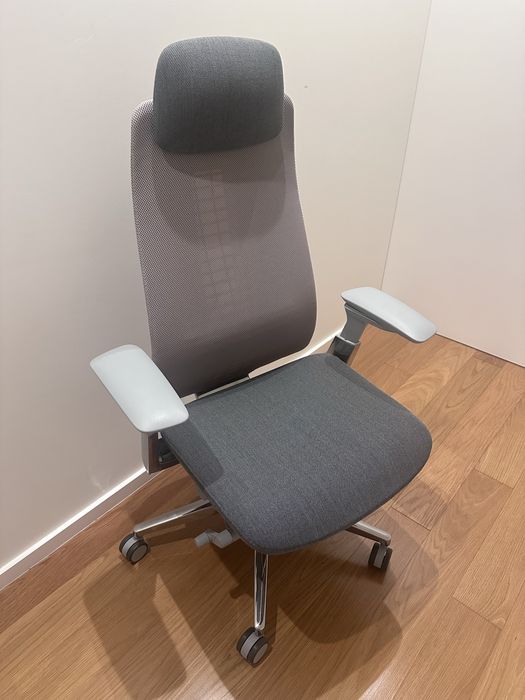 Cadeira operativa Ergonómica