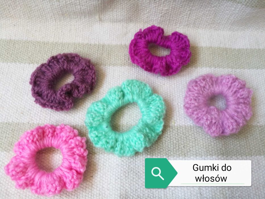 Sprzedam dzierganą gumkę do włosów własnej roboty.