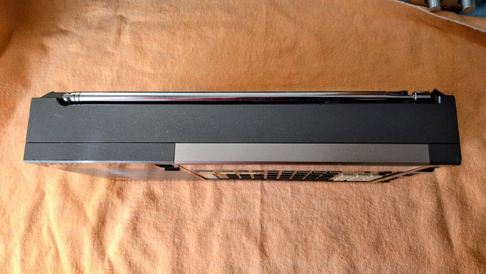 Super Radio Sony ICF-2001D/2010