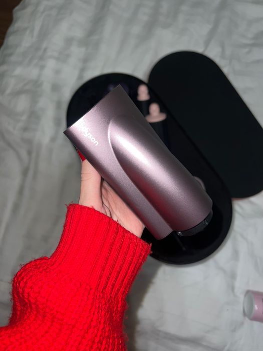 Продам б/у стайлер Dyson Airwrap i.d. HS08