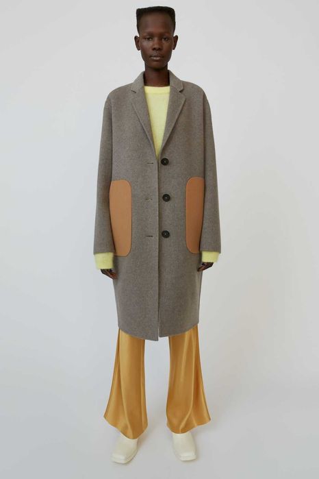 Casaco de inverno longo marrom e cinza ACNE