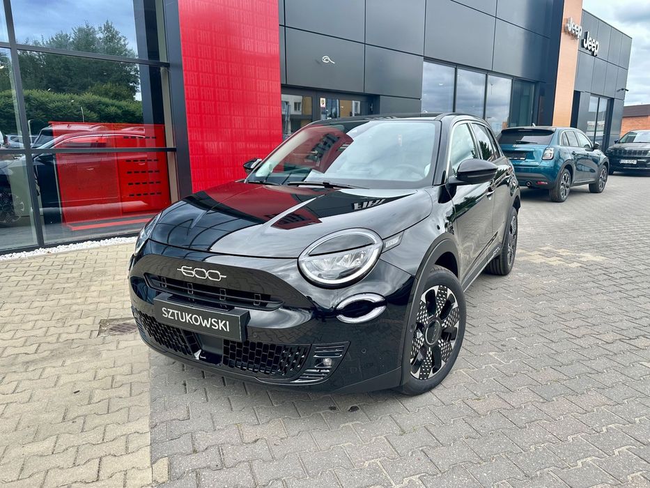 Fiat 600 Hybrid La Prima Super Cena Dostępny od Ręki Różne kolory