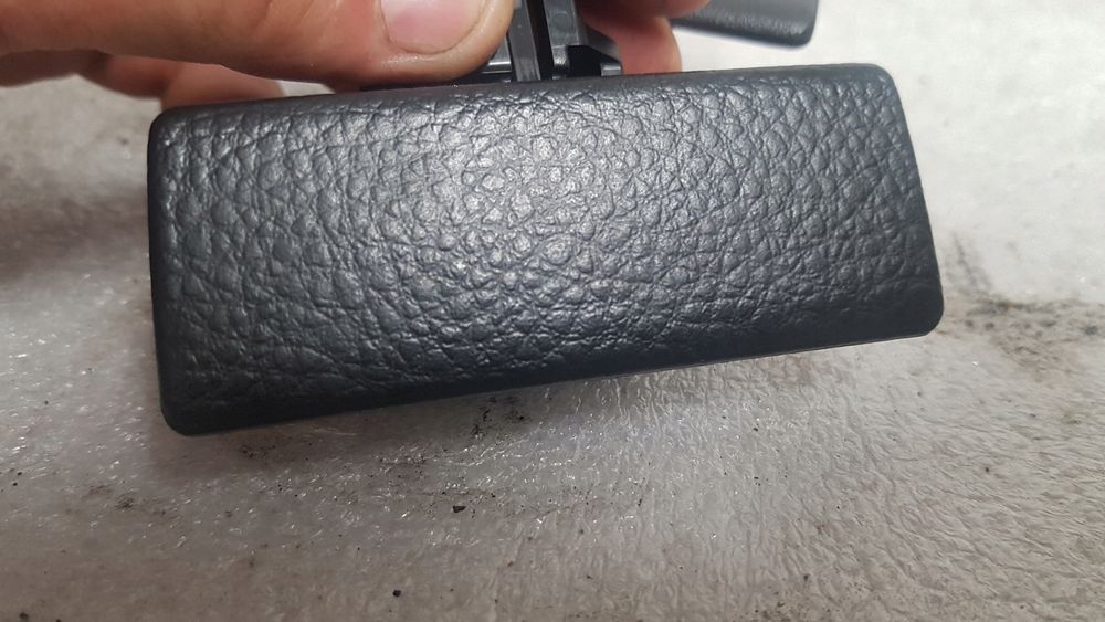 klamka zamek schowka sedici/ sx4 oryginal