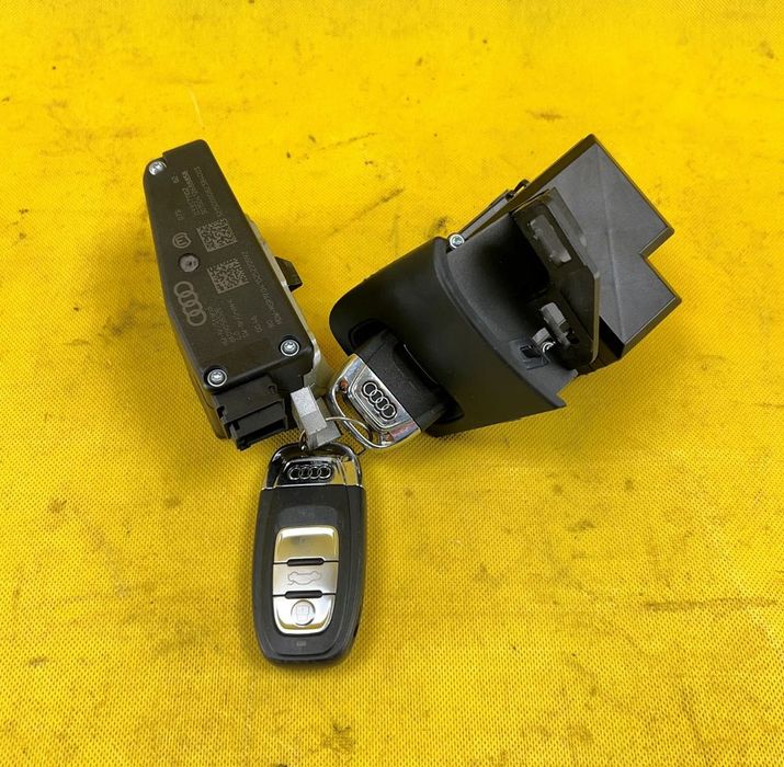 Stacyjka Czytnik + Rygiel 8K0909131D 8K0905852E AUDI A4 B8 Lift -2015r