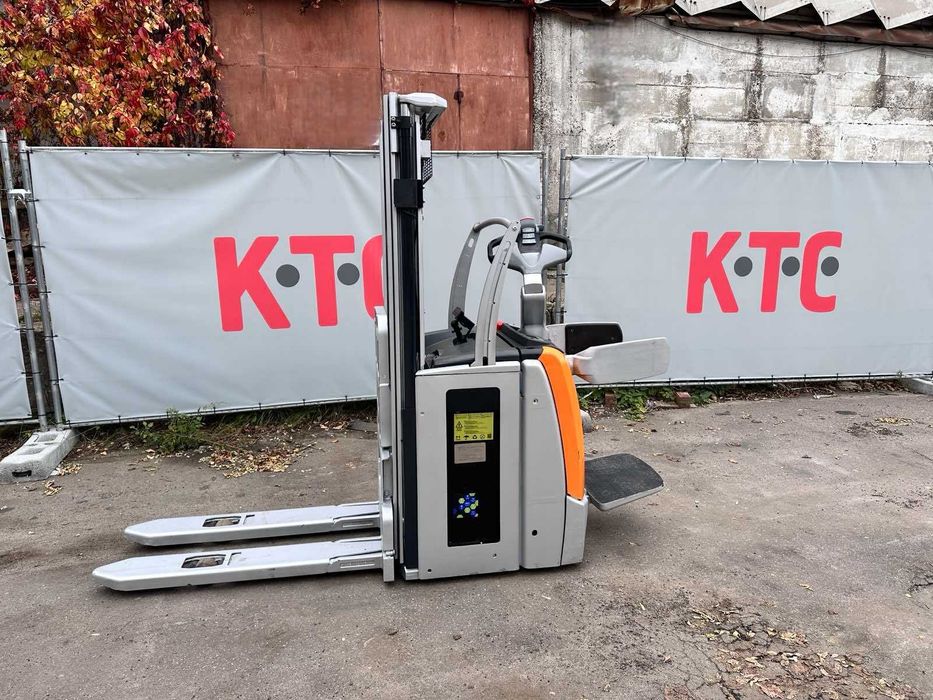 Річтрак STILL FM-X 14 ( 1400 кг / 7100 мм / 2017 рік / 4549 мгод )