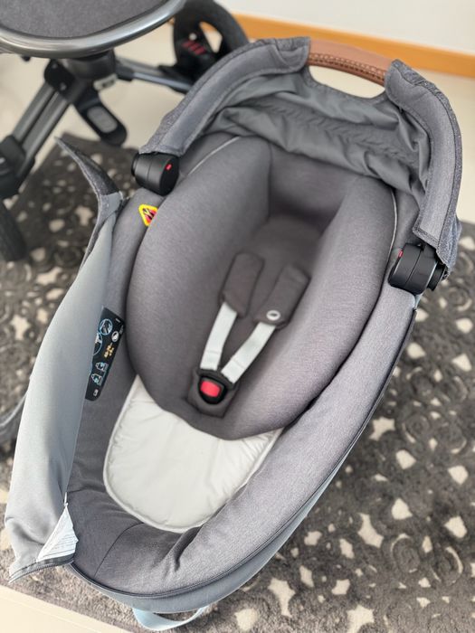 Conjunto Bébé Confort/Maxi Cosi Nova4 + Base Isofix + Alcofa Auto Jade
