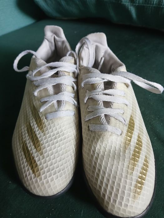 Korki turfy Adidas rozmiar 33,5