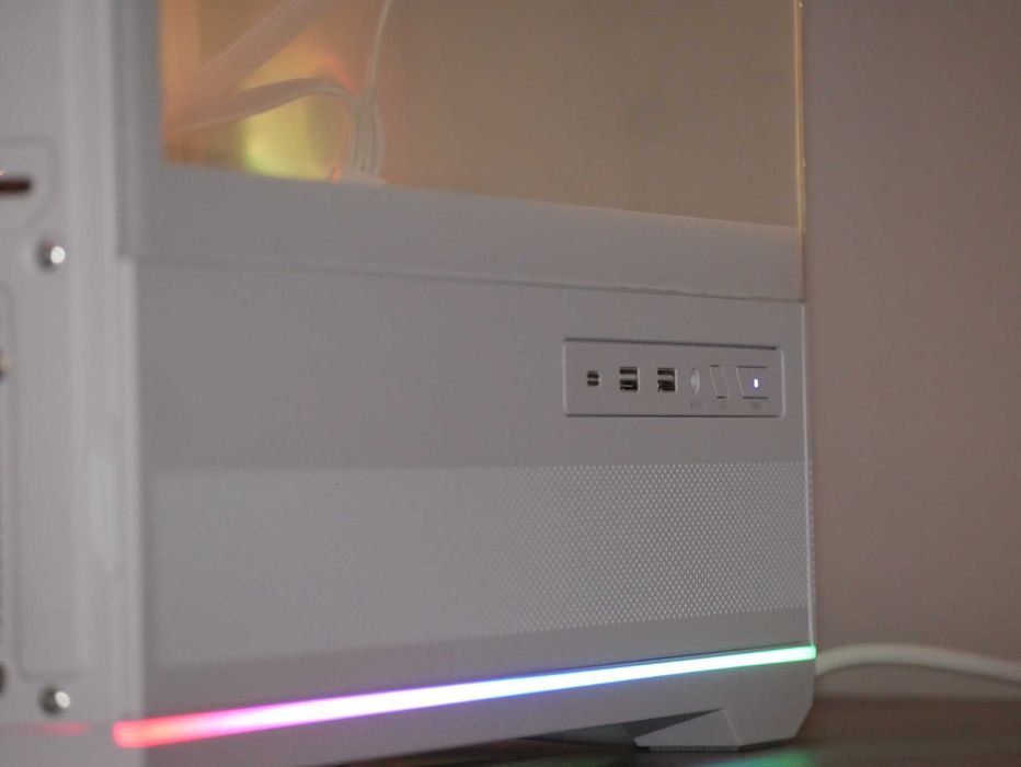 OKAZJA - Komputer gamingowy – Ryzen 5 / RTX / 16GB / Biały zestaw ARGB