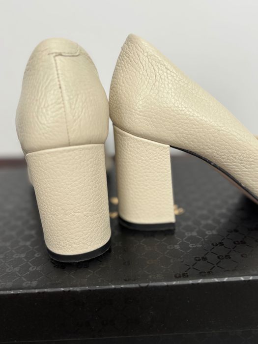 Туфлі шкіряні.Висота каблука 8см