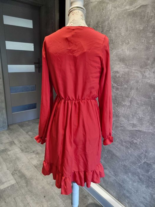 Nowa sukienka S / M Pakuten