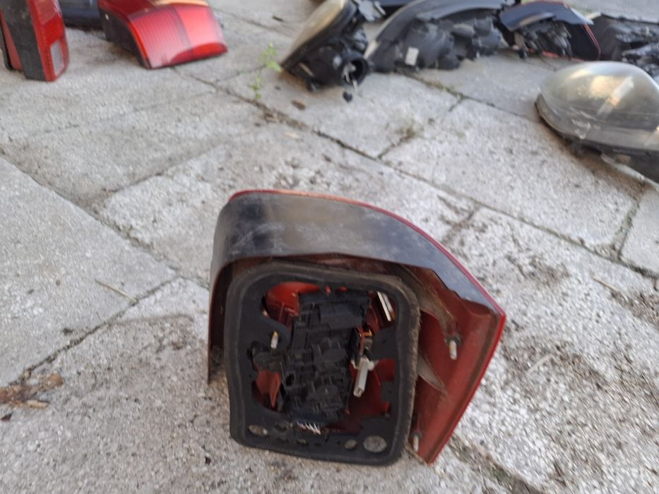 Lampa lewy tył kombi volkswagen Passat b5 fl
