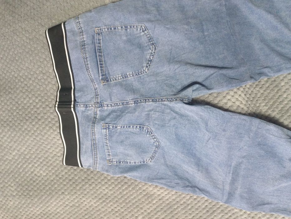 Spodnie dżinsowe dziewczęce