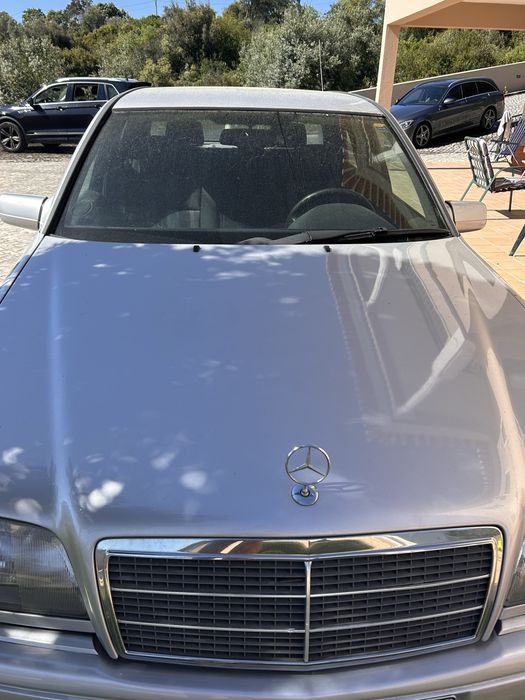 Mercedes C180 gasolina e GPL
