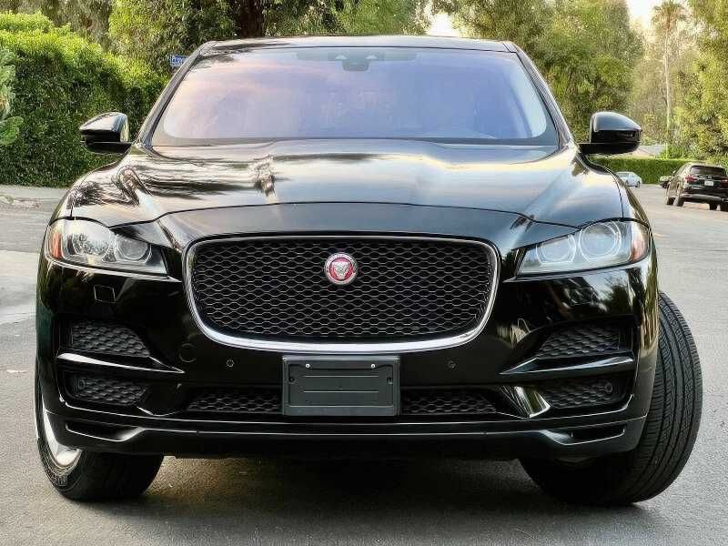 2017 Jaguar F-PACE 35t Premium