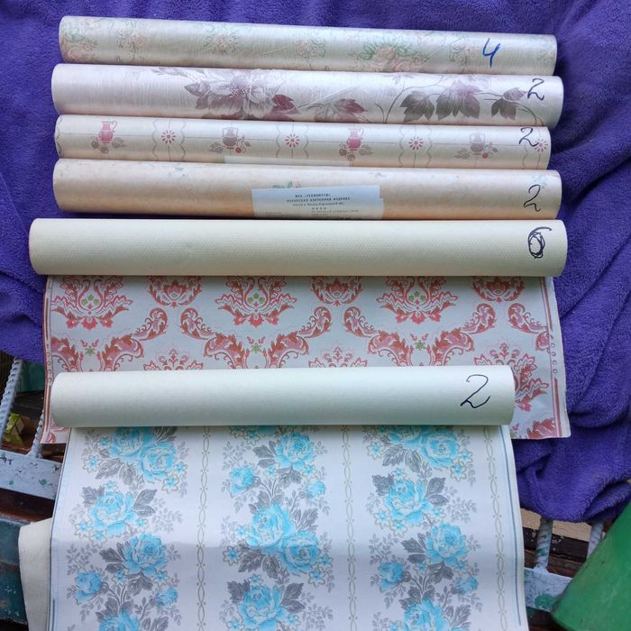 Остатки обоев новые и СССР