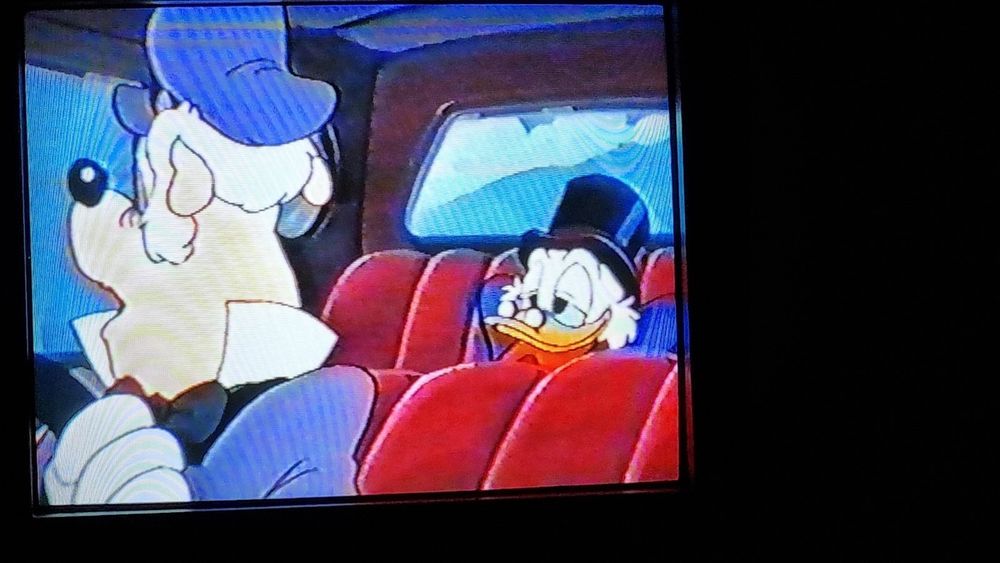 Видеокассета мультфильм утинные истории 1987 год.