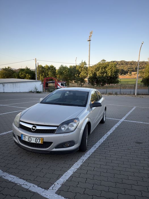 Opel Astra GTC 1,7 gasoleo