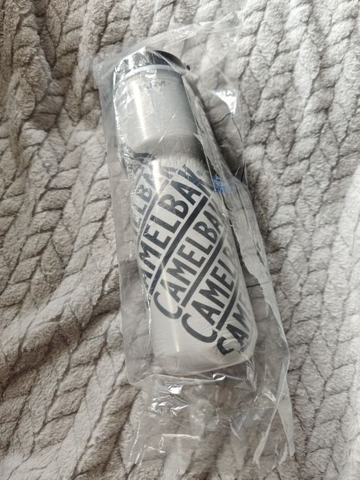 Nowy bidon CAMELBAK Podium Chill bidon rowerowy 710ml