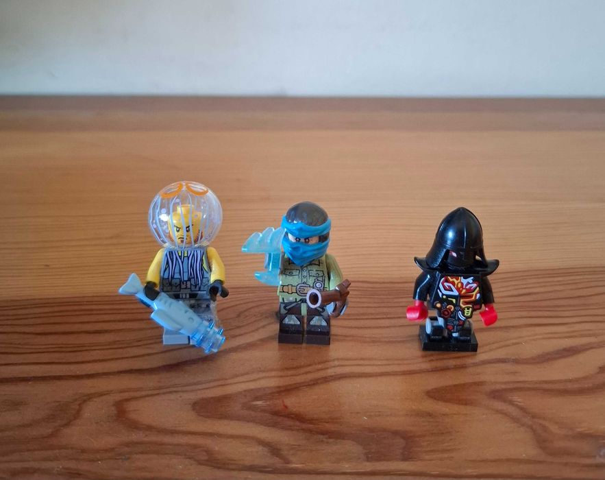 Lego - Bonecos / Figuras Nexo Knights e Ninjago ( Antigos )