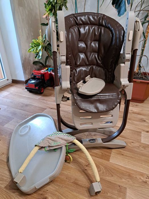 стілець для годування Chicco Polly Magic