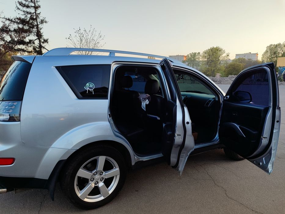 Mitsubishi Outlander 2007