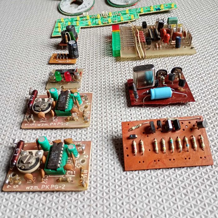 Płytki elektroniczne, elektronika