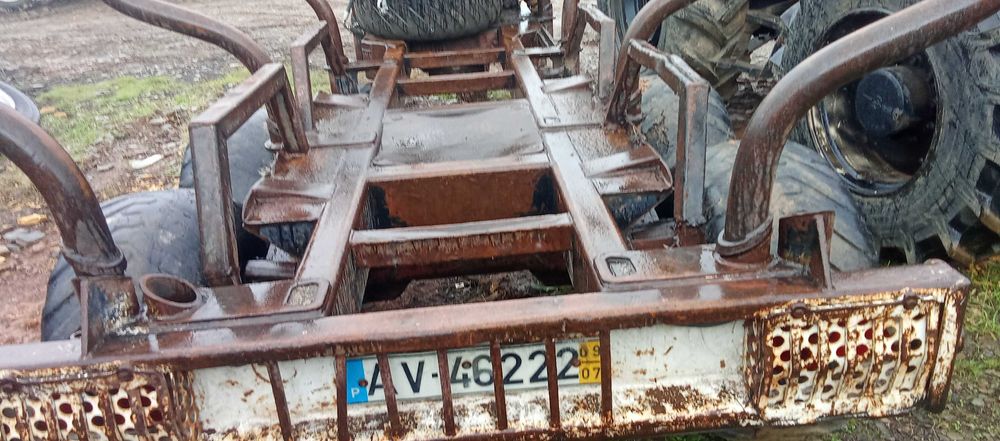 Reboque florestal 4x4 costa