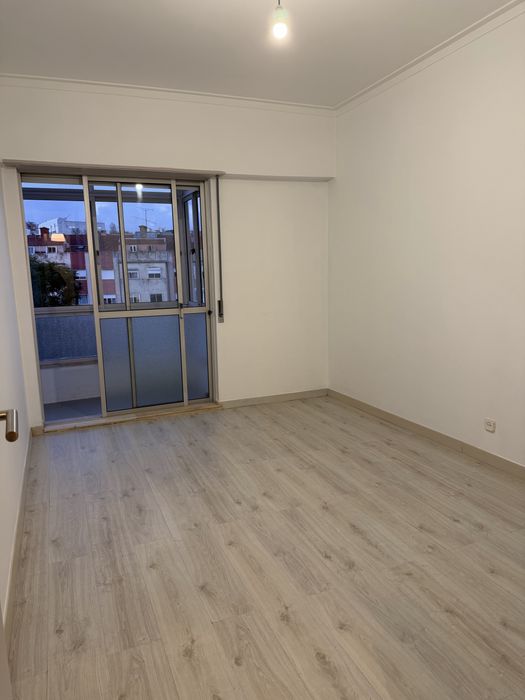 Apartamento T2 Patameiras