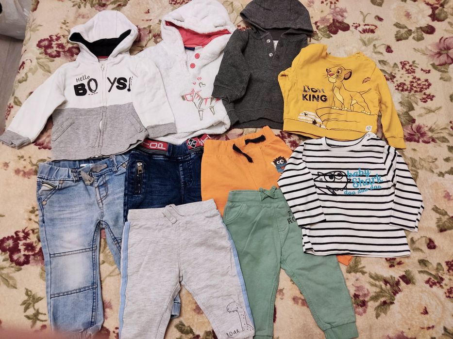 Лот одягу на хлопчика, розмір 74-80