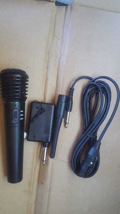 Microfone karaoke com fio /sem fio