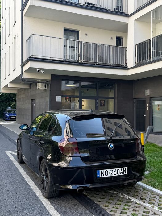 BMW 118 2008……..