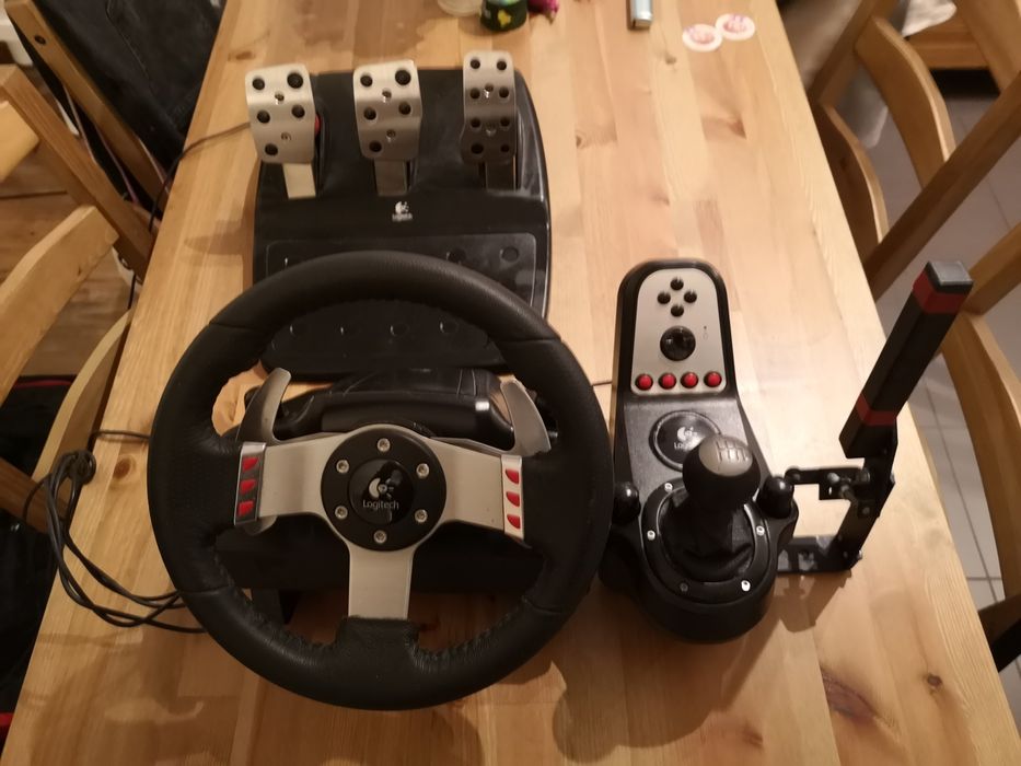 Kierownica Logitech G27, shifter, hamulec ręczny