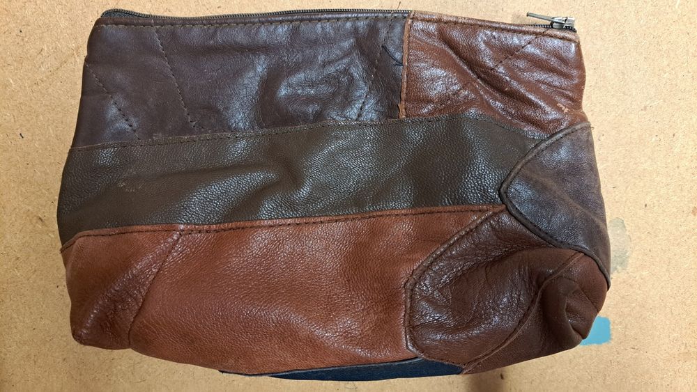 Bolsa em pele, tons de castanho