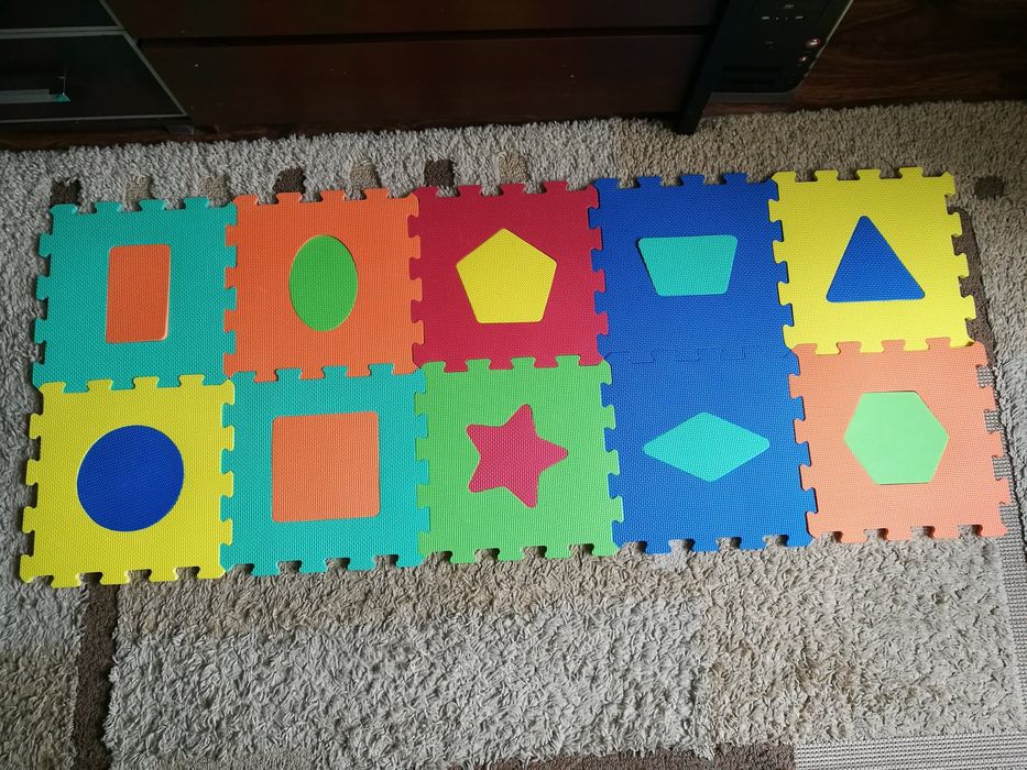 Puzzle piankowe układanka literki kształty