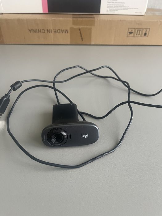 Вебкамера Logitech
