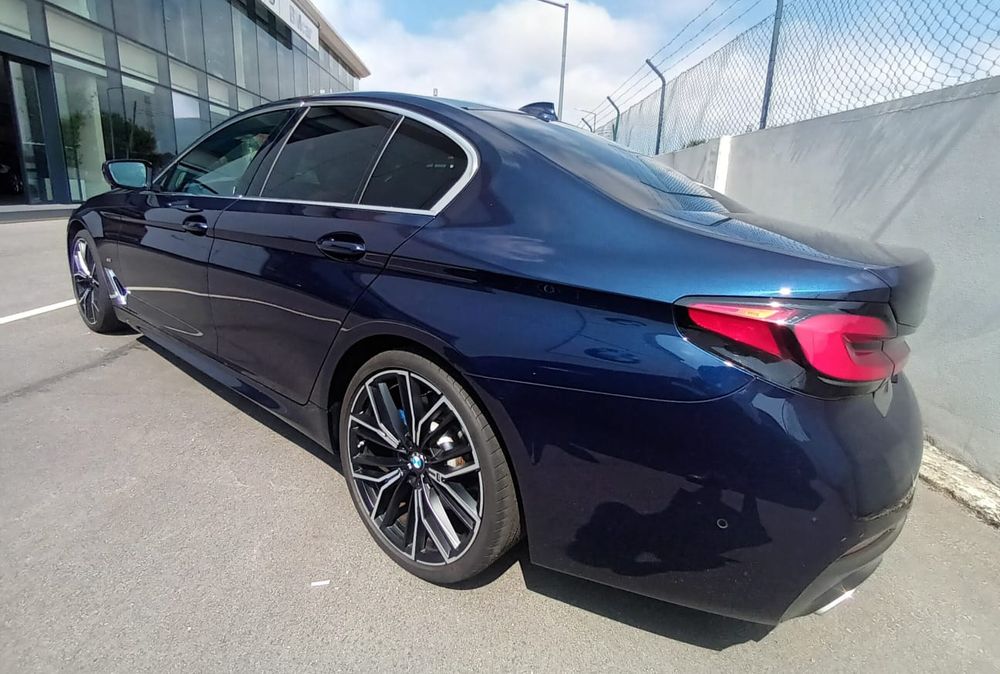 BMW 520d Berlina Pack M