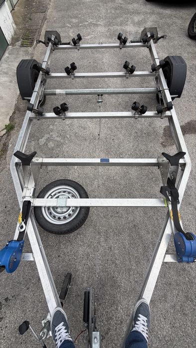 Atrelado duplo reboque para 2 motas de água
