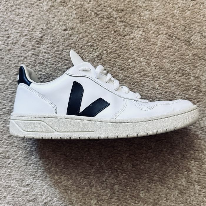 Кеды / кроссовки Veja V-10 Leather