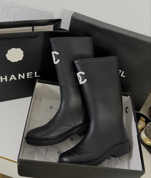 Гумові чоботи Chanel — zdjęcie 4