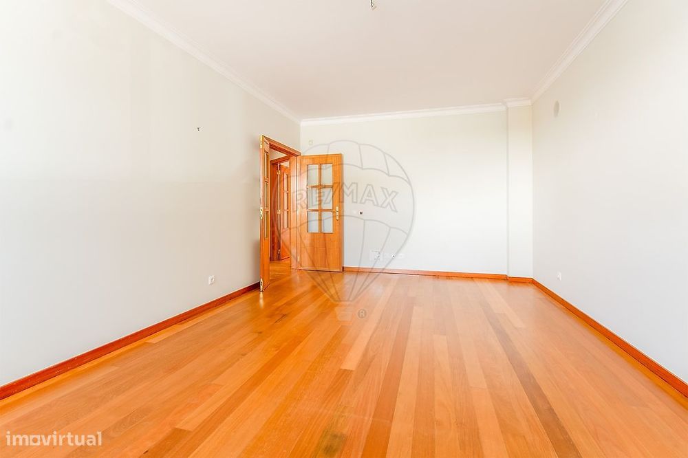 Apartamento T2 para arrendamento