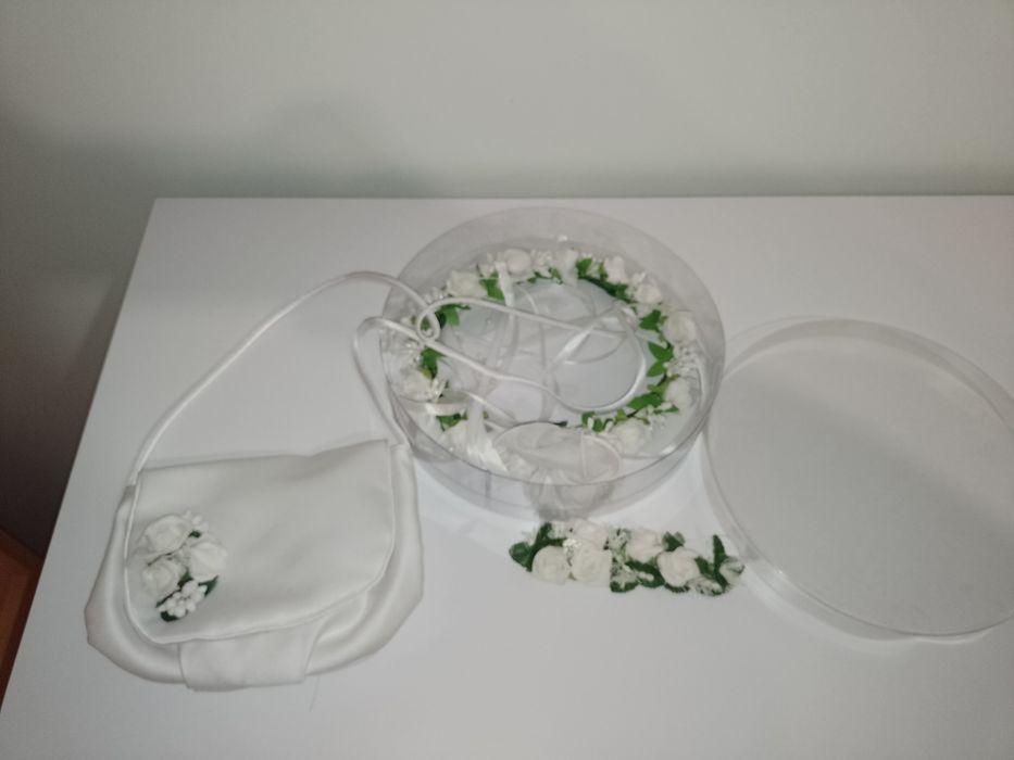 Sukienka komunijna dla szczupłej dziewczynki