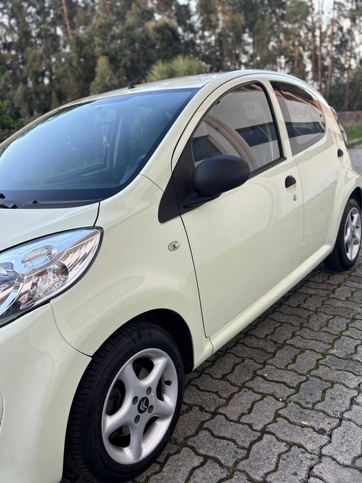 Citröen C1 - Usado, como novo!