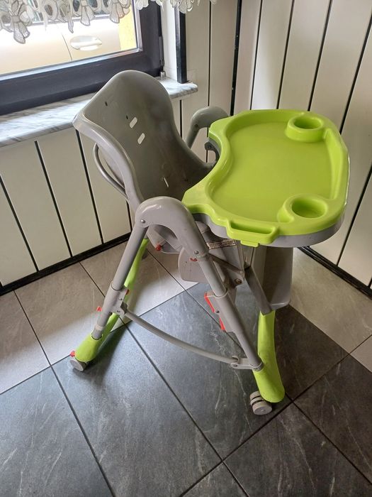 Siedzonko dla dziecka z regulowaną wysokością